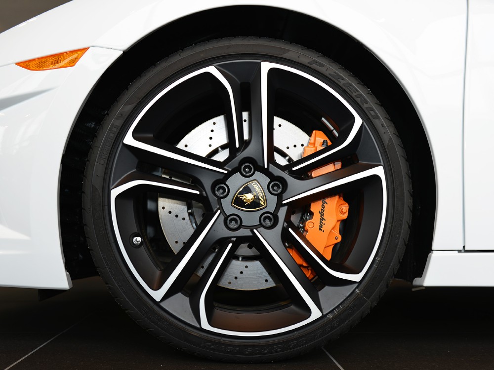 2013 Lamborghini Gallardo Image 4