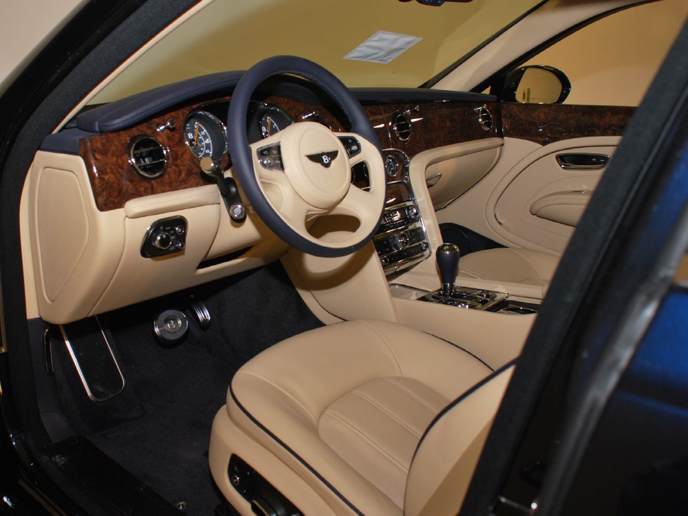 2012 Bentley Mulsanne Image 3