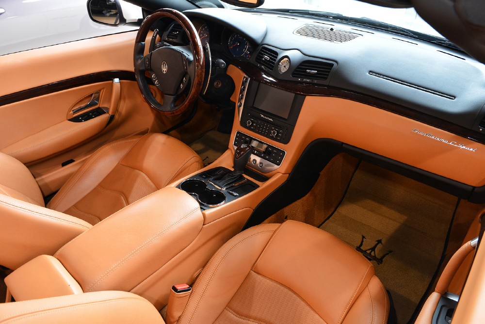 2012 Maserati GranTurismo Image 9