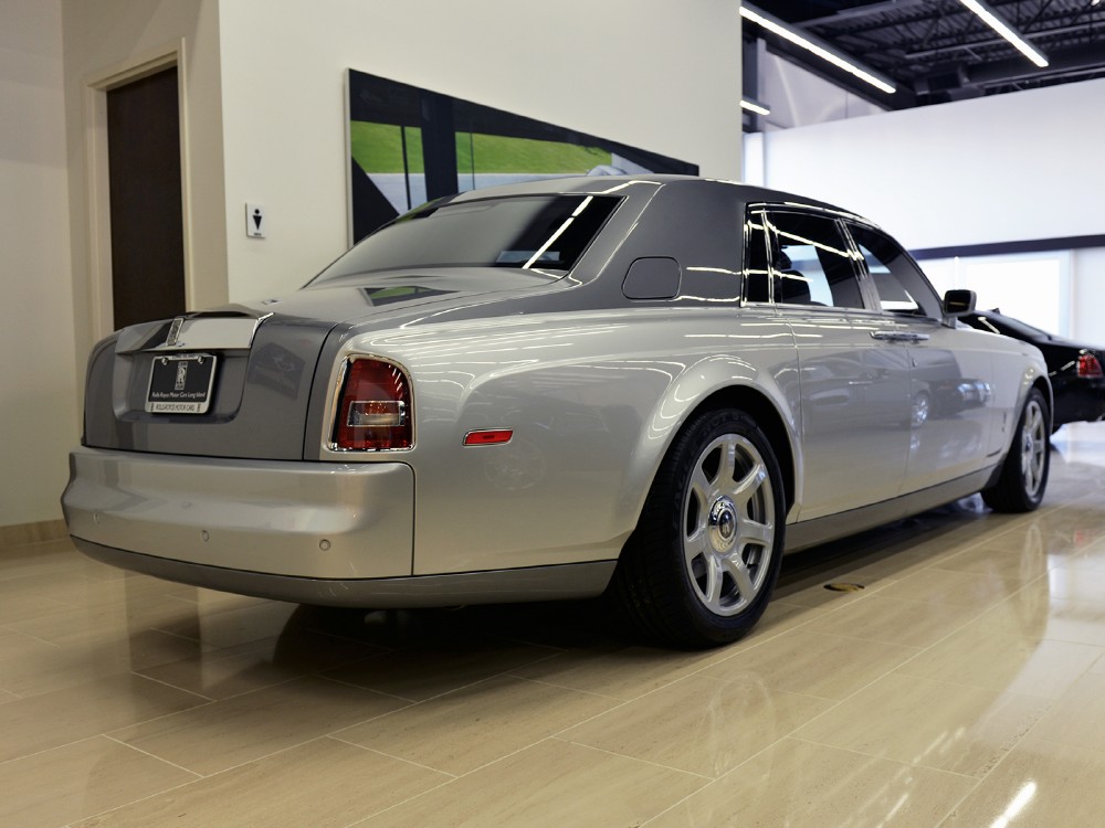 2004 Rolls-Royce Phantom Image 2