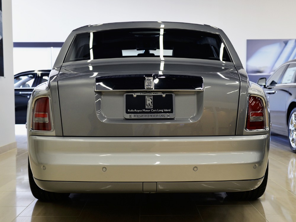 2004 Rolls-Royce Phantom Image 8