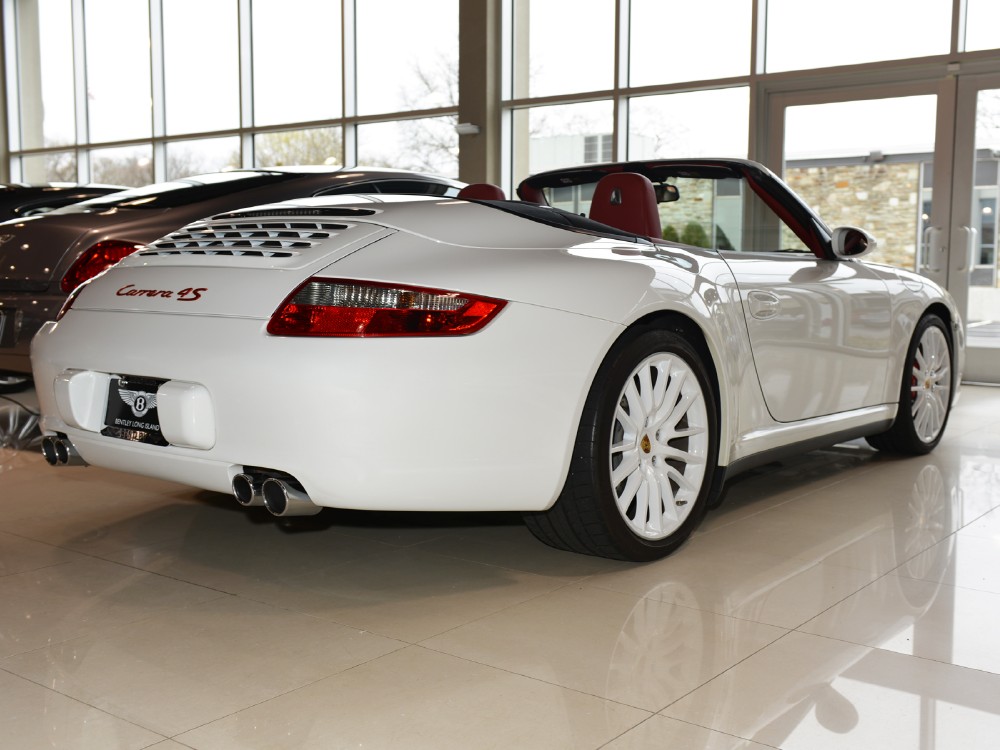 2008 Porsche 911 Image 2