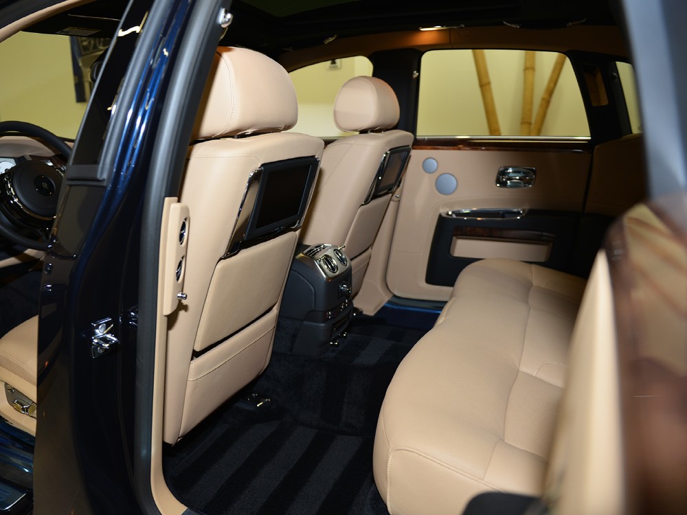 2013 Rolls-Royce Ghost Image 13