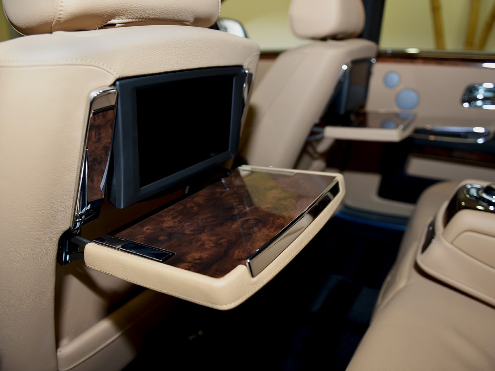 2013 Rolls-Royce Ghost Image 14