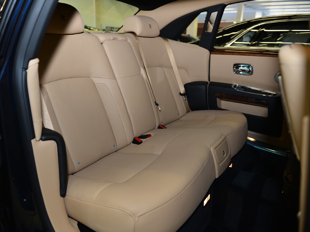 2013 Rolls-Royce Ghost Image 16