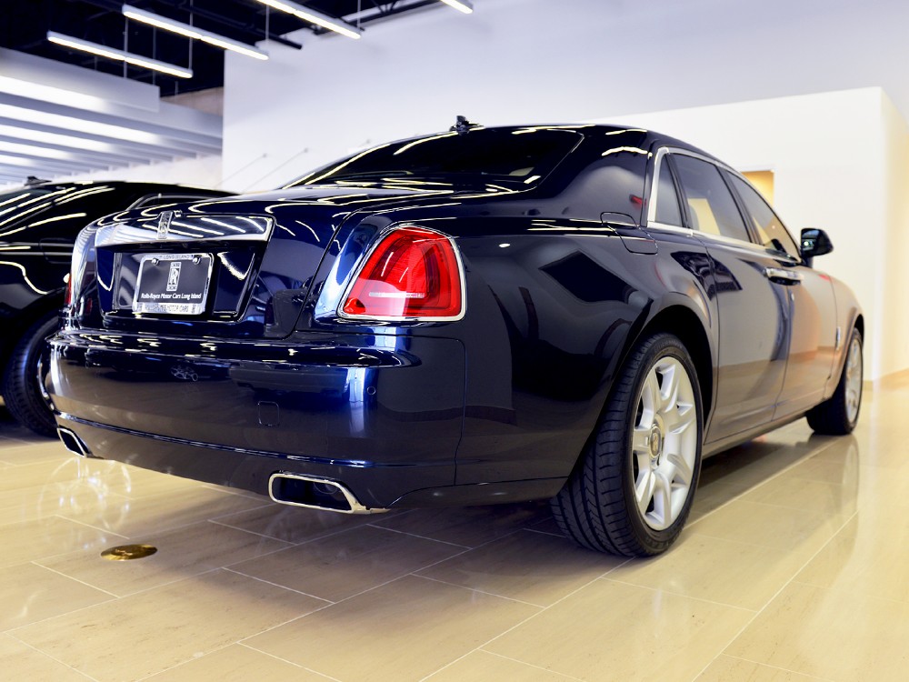 2013 Rolls-Royce Ghost Image 2