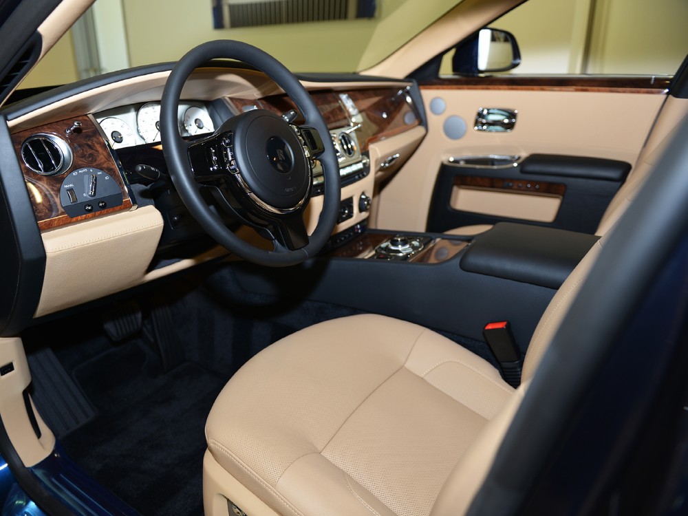 2013 Rolls-Royce Ghost Image 3