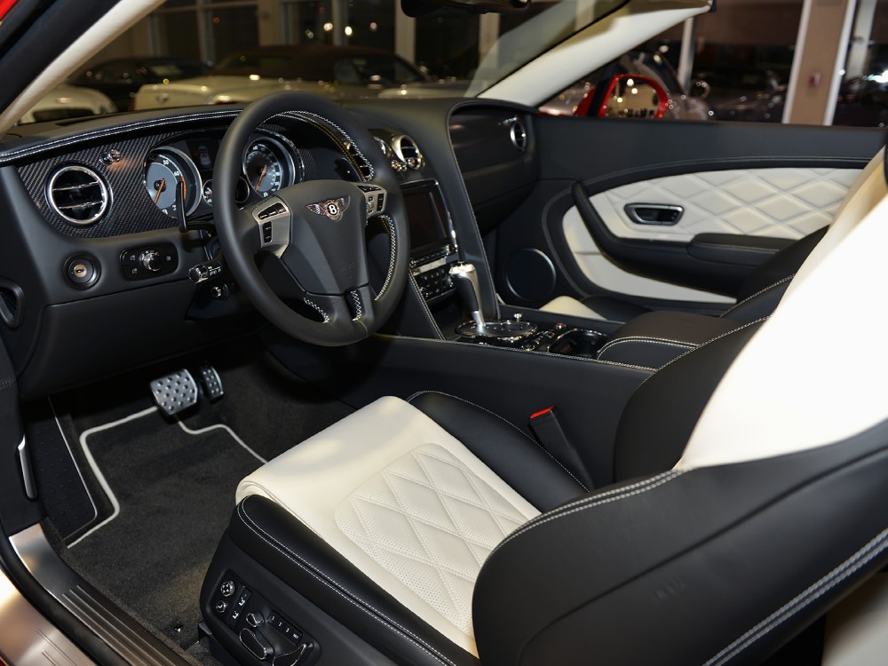 2013 Bentley Continental GT V8 Convertible Image 3