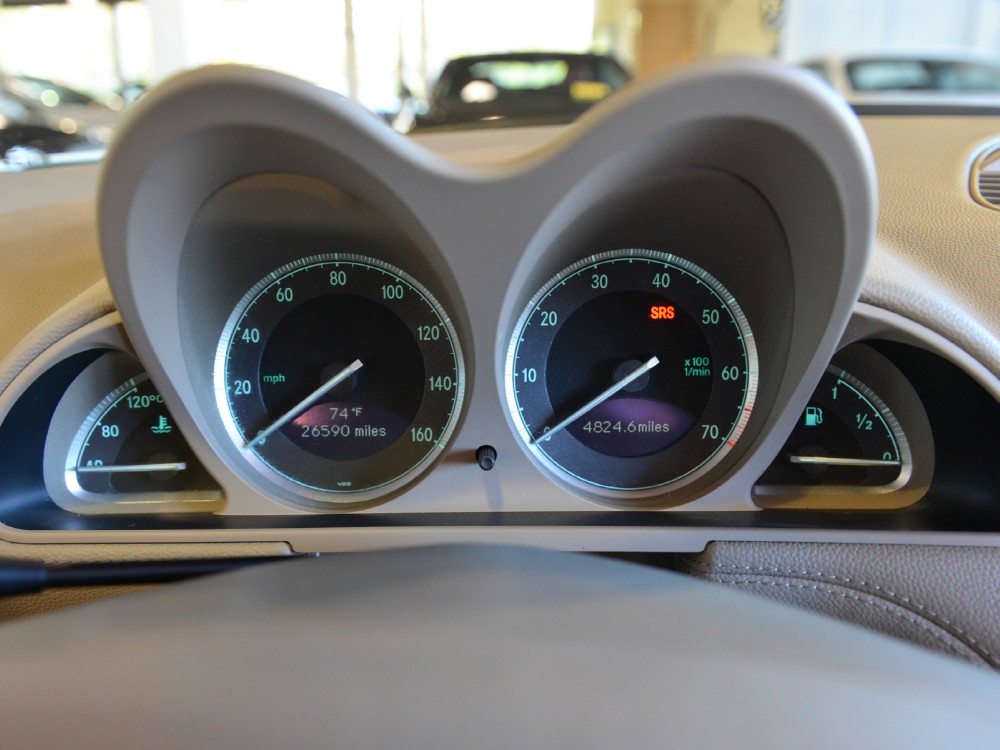 2006 Mercedes-Benz SL500 Image 16