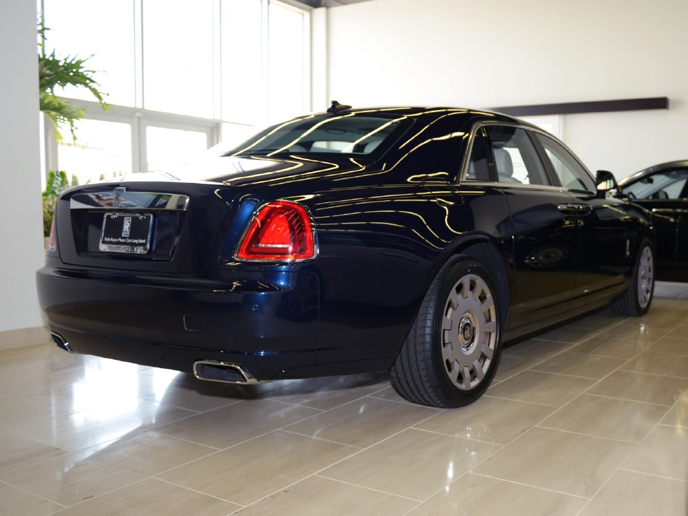 2013 Rolls-Royce Ghost Image 2