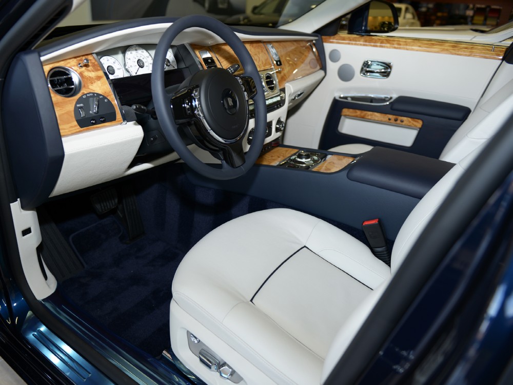 2013 Rolls-Royce Ghost Image 3