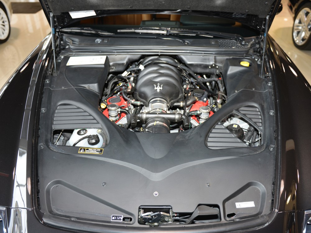 2012 Maserati Quattroporte Image 18