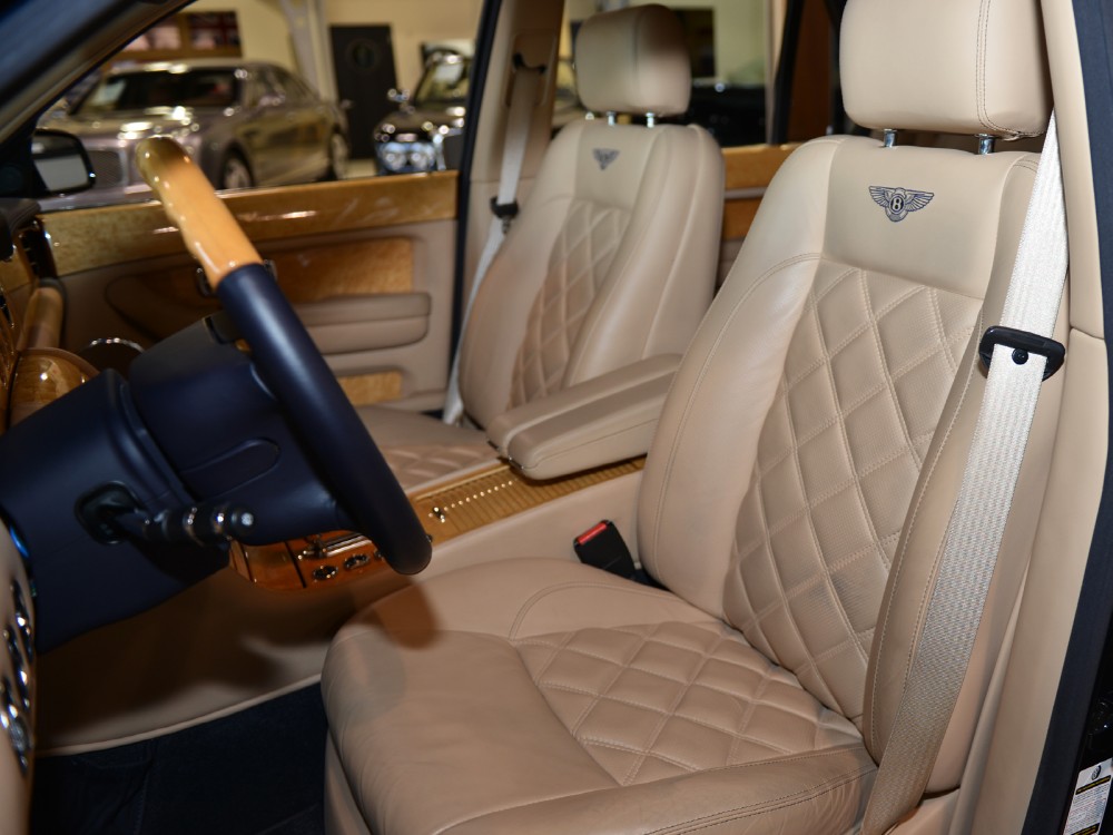 2005 Bentley Arnage Image 10