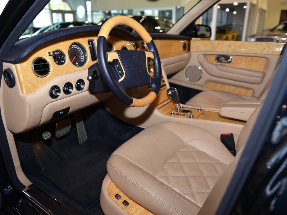 2005 Bentley Arnage Image 3