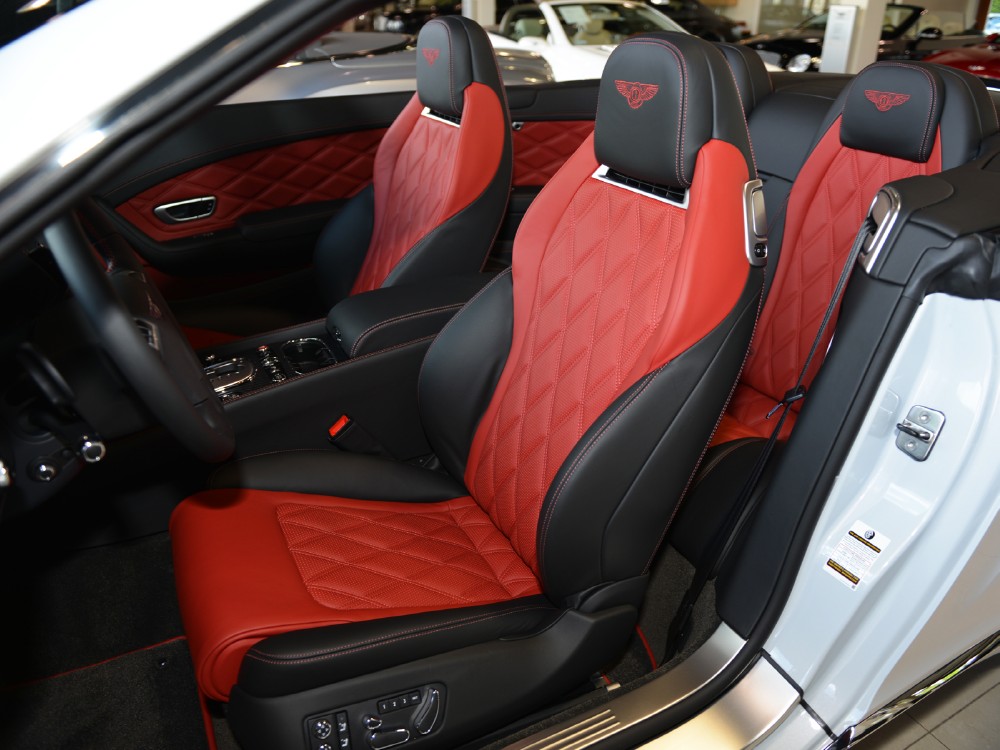 2013 Bentley Continental GT V8 Convertible Image 17
