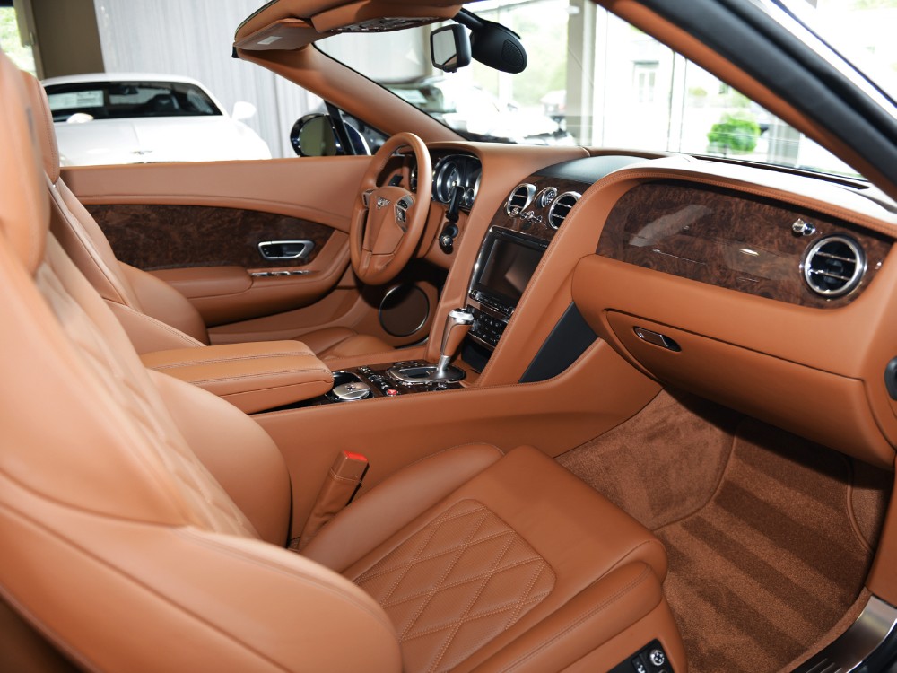 2012 Bentley Continental GT Convertible Image 18