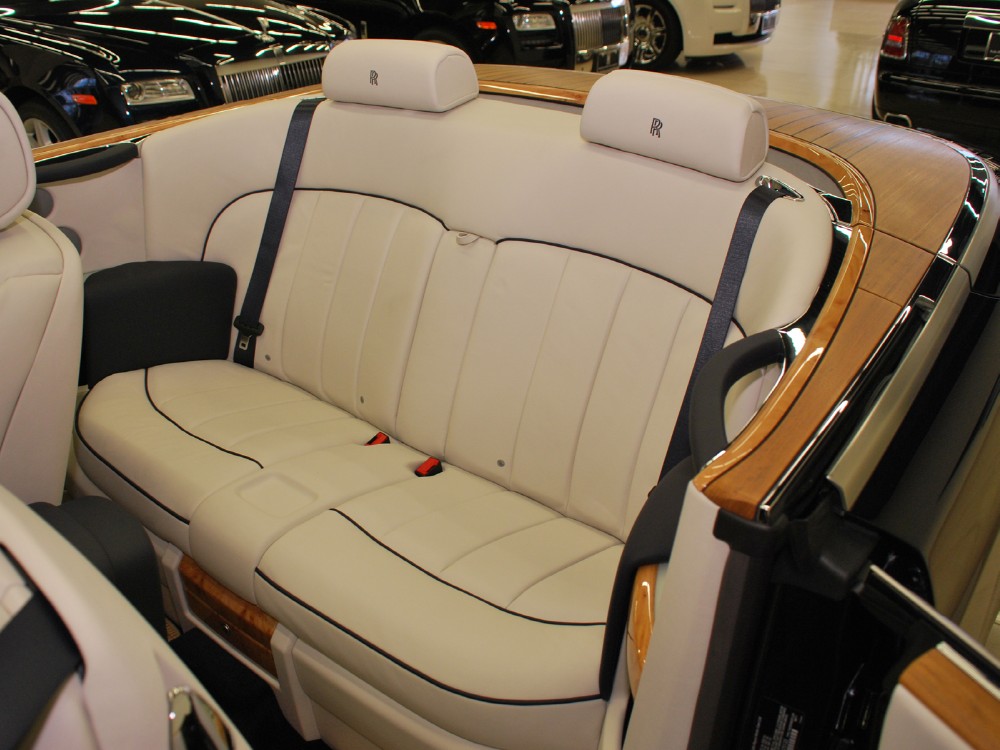 2013 Rolls-Royce Phantom Drophead Coupe (Series II) Image 20