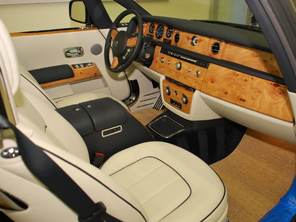 2013 Rolls-Royce Phantom Drophead Coupe (Series II) Image 21
