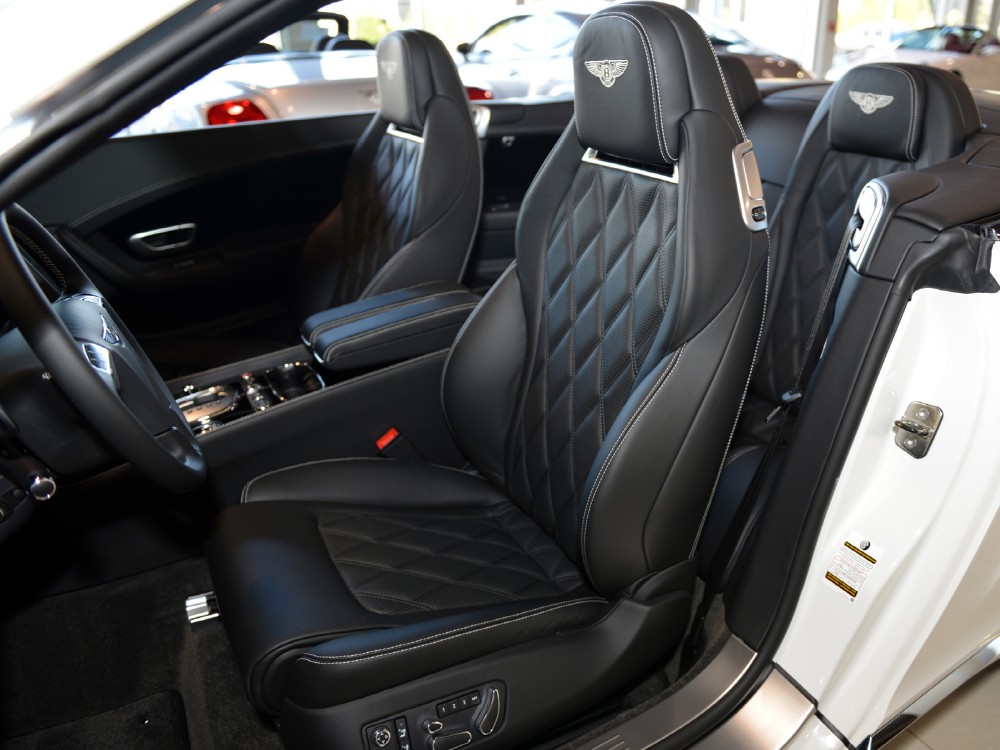 2013 Bentley Continental GT V8 Convertible Image 17