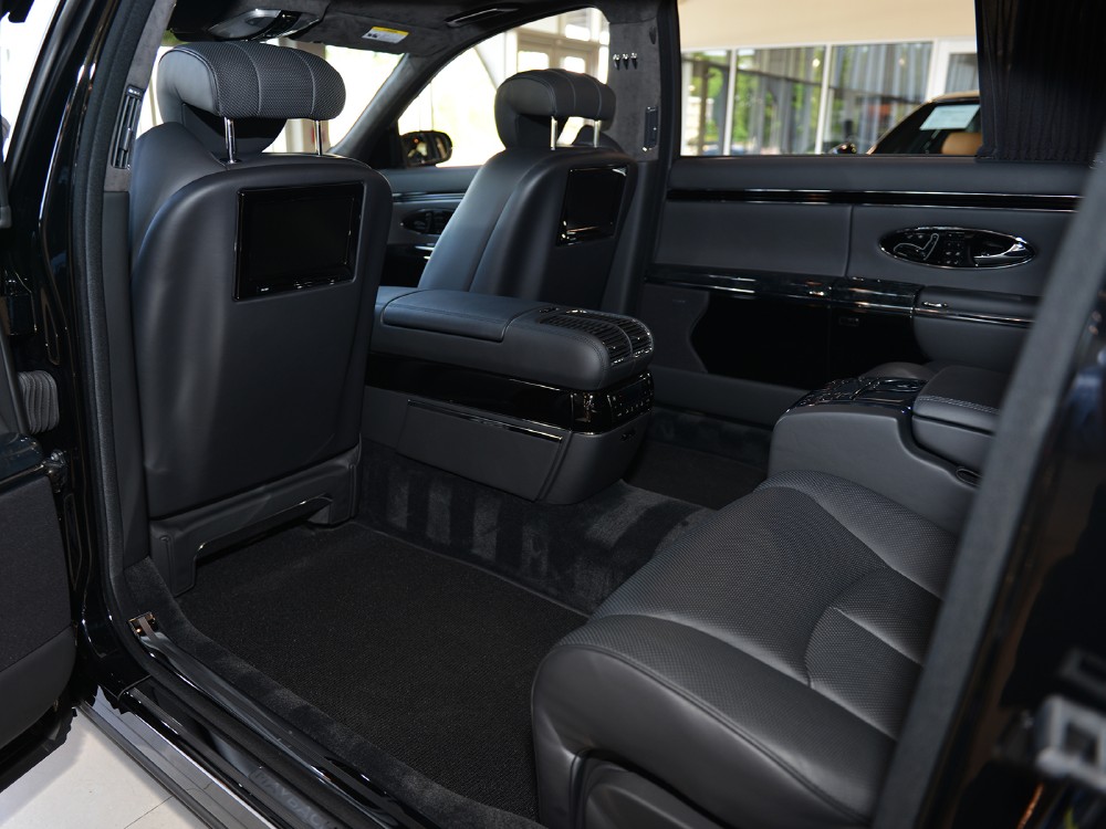 2009 Maybach 62 Image 12