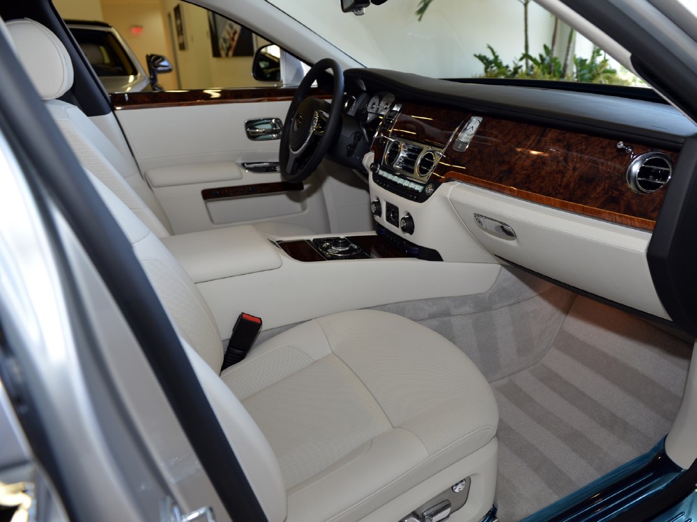 2013 Rolls-Royce Ghost Image 11
