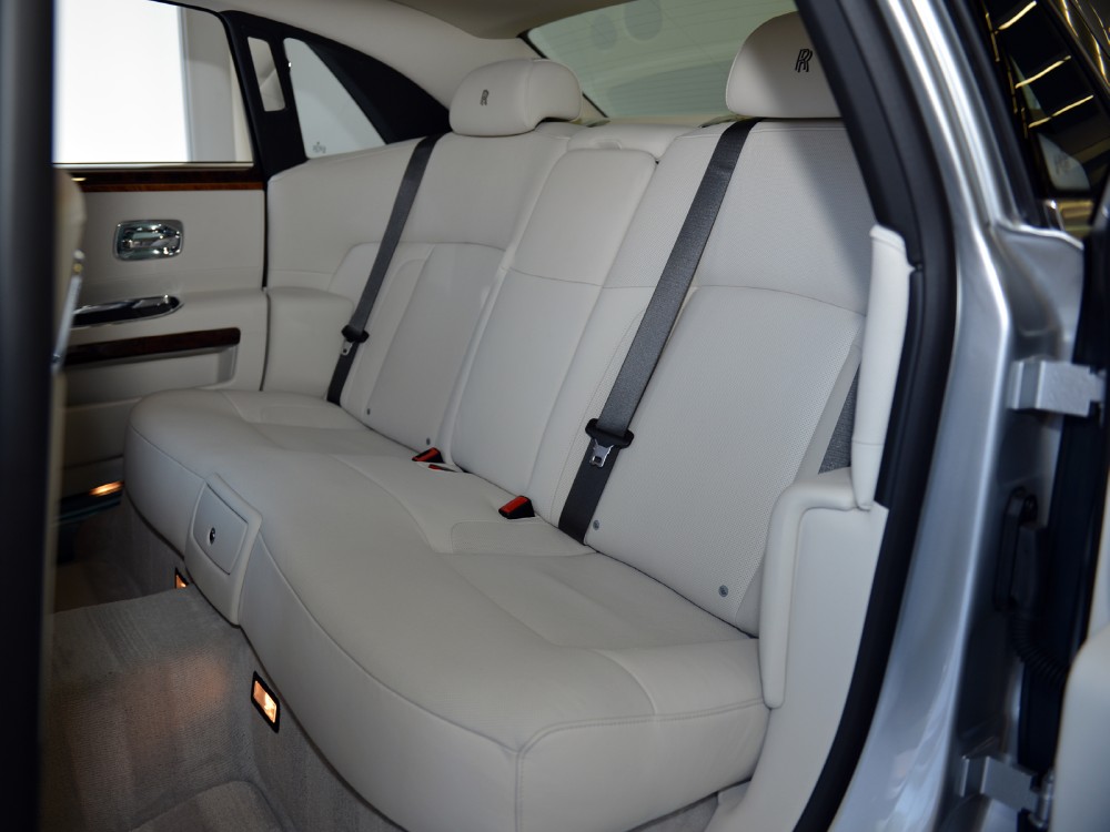 2013 Rolls-Royce Ghost Image 12
