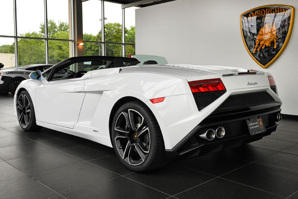 2013 Lamborghini Gallardo Image 10