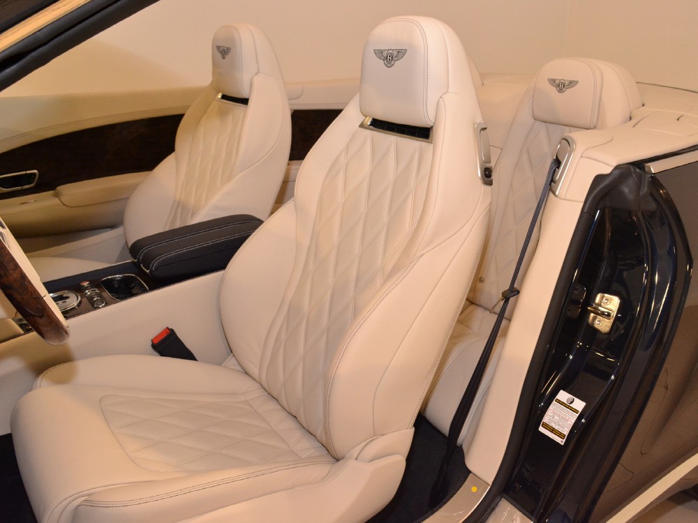 2013 Bentley Continental GT Convertible Image 21