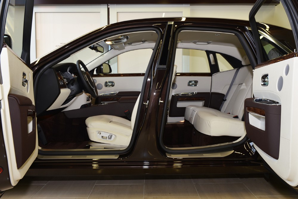 2013 Rolls-Royce Ghost Image 12