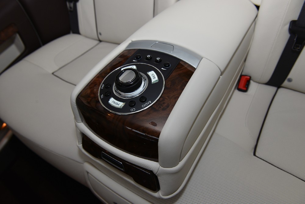 2013 Rolls-Royce Ghost Image 15