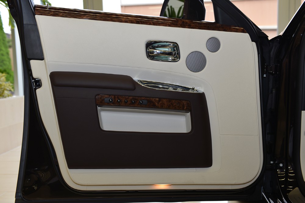 2013 Rolls-Royce Ghost Image 18