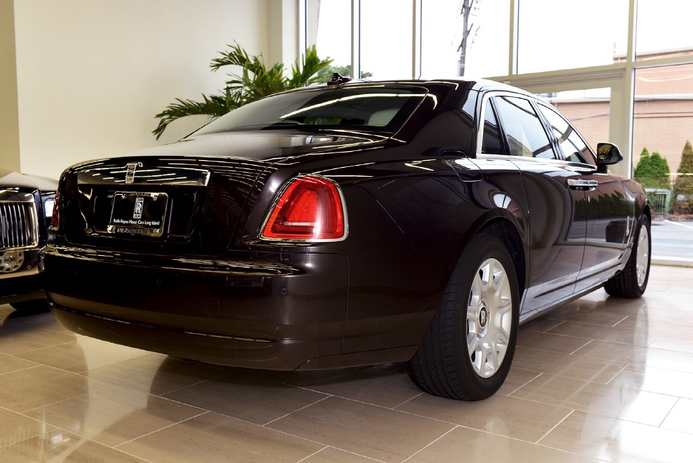 2013 Rolls-Royce Ghost Image 2