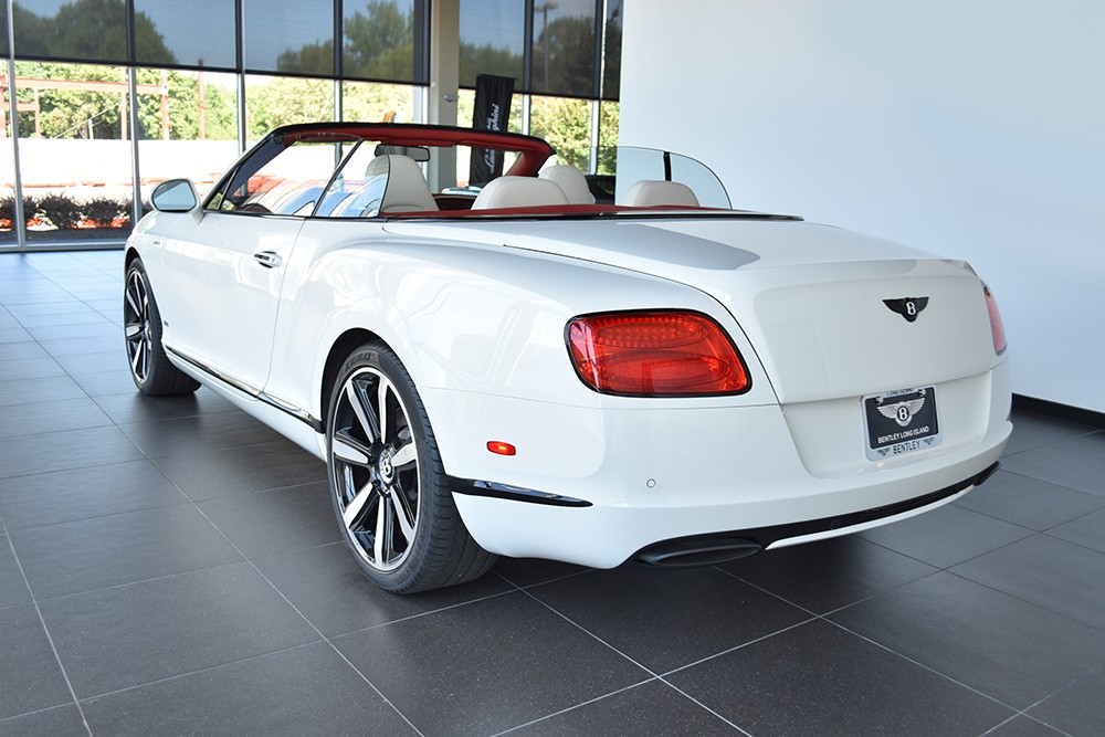 2013 Bentley Continental GT Convertible Image 32