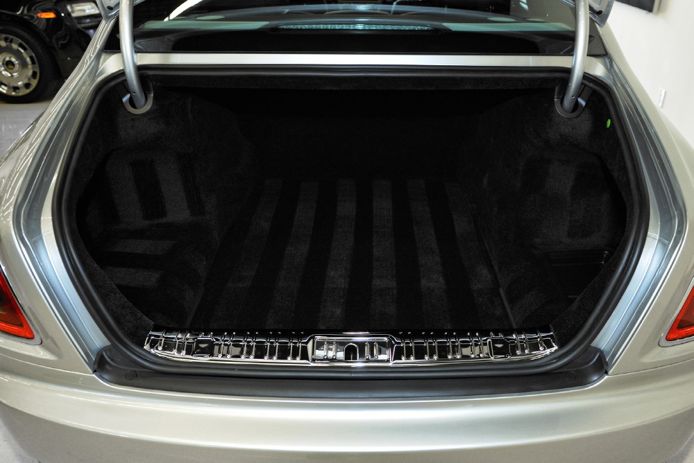 2013 Rolls-Royce Ghost Image 17