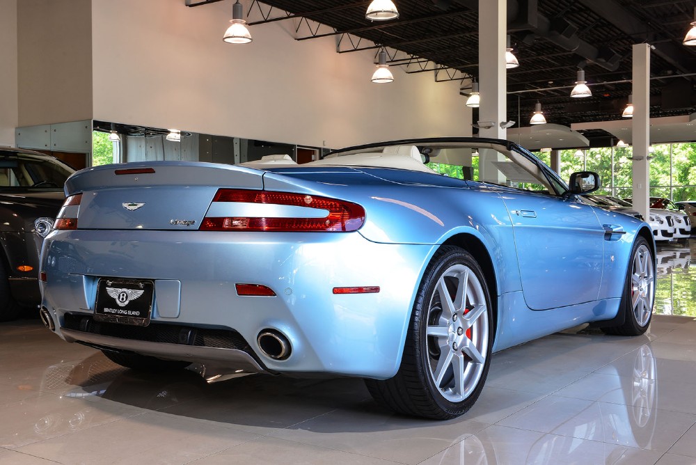 2007 Aston Martin V8 Vantage Roadster Image 2