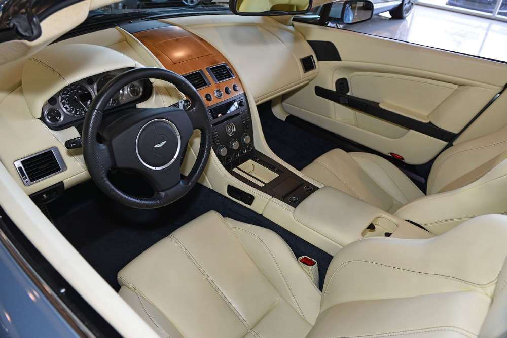 2007 Aston Martin V8 Vantage Roadster Image 3