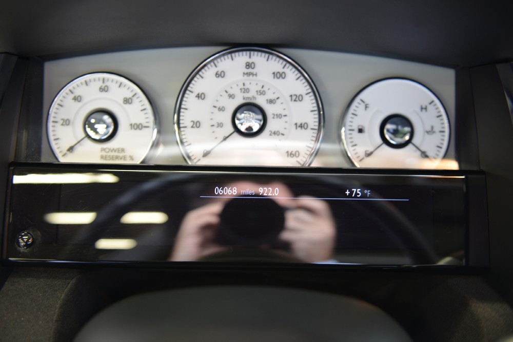 2010 Rolls-Royce Ghost Image 10