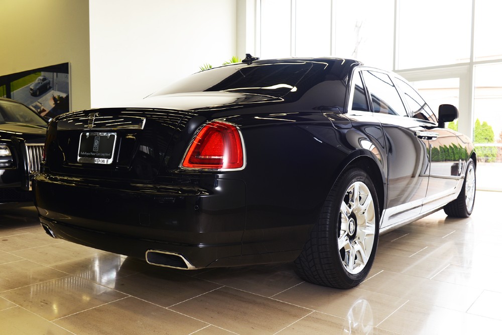 2010 Rolls-Royce Ghost Image 2