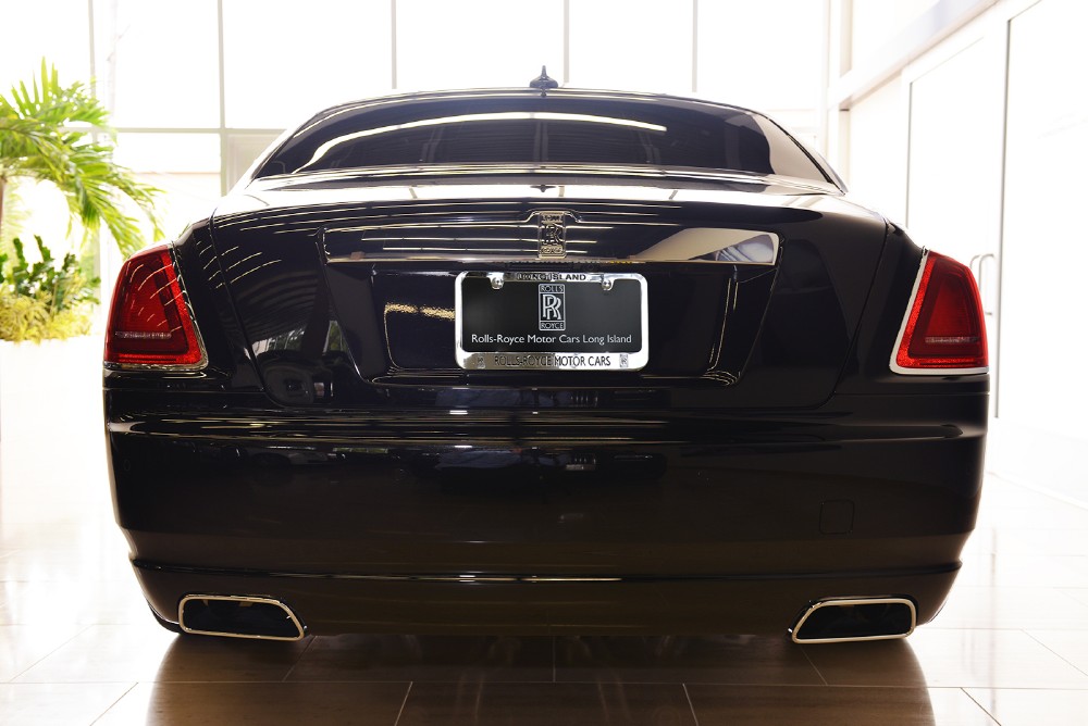 2010 Rolls-Royce Ghost Image 8