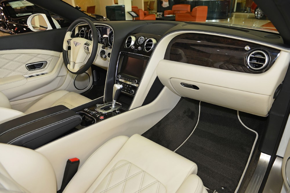 2013 Bentley Continental GT Convertible Image 16