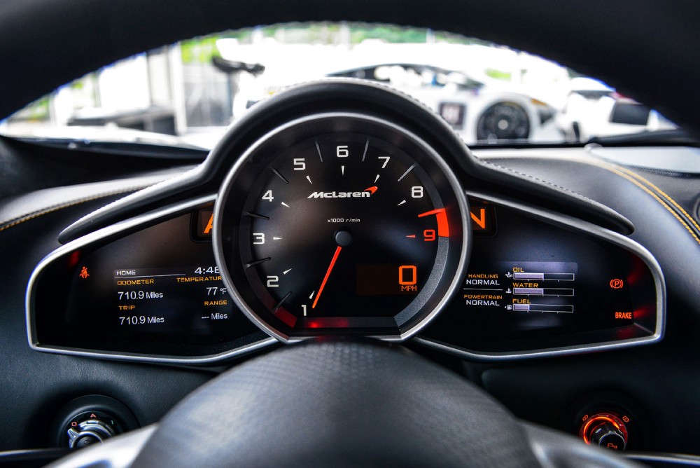 2012 McLaren MP4-12C Image 13