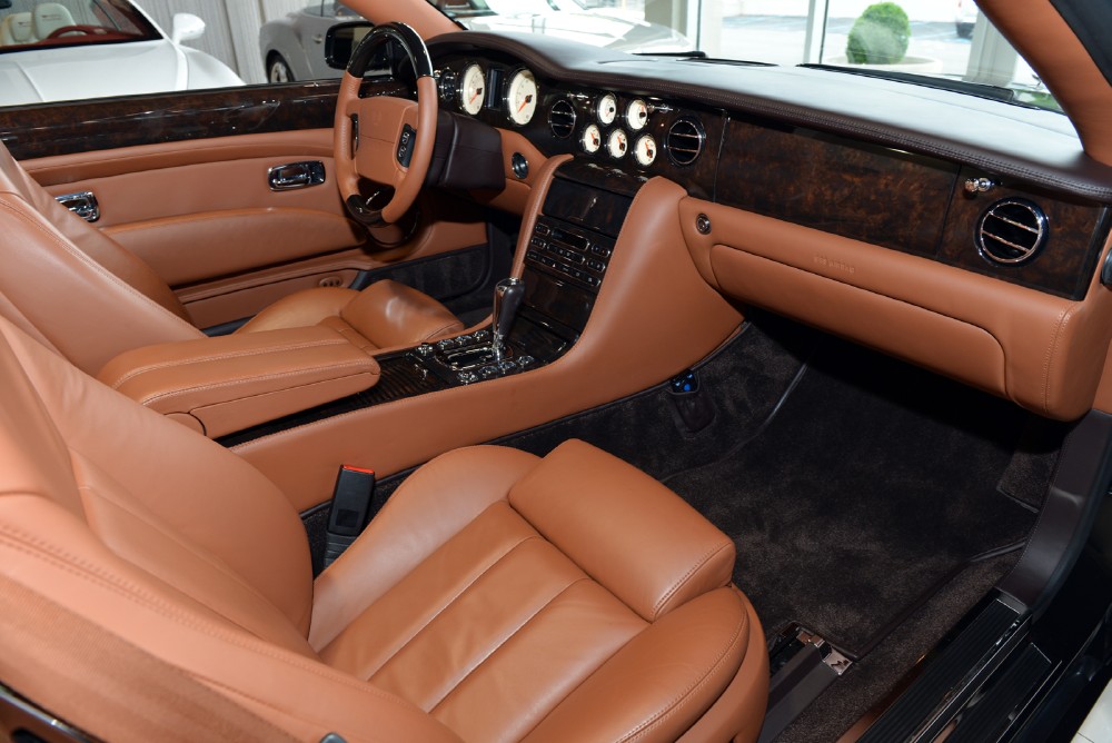 2009 Bentley Azure Image 14