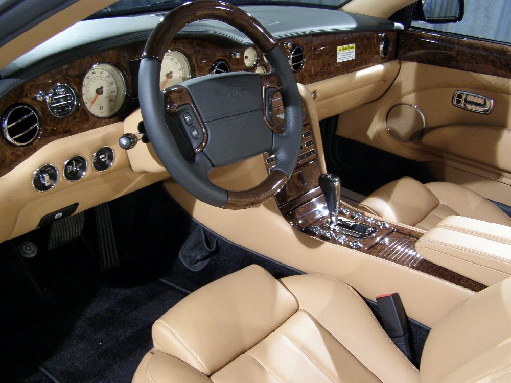 2007 Bentley Azure Image 3