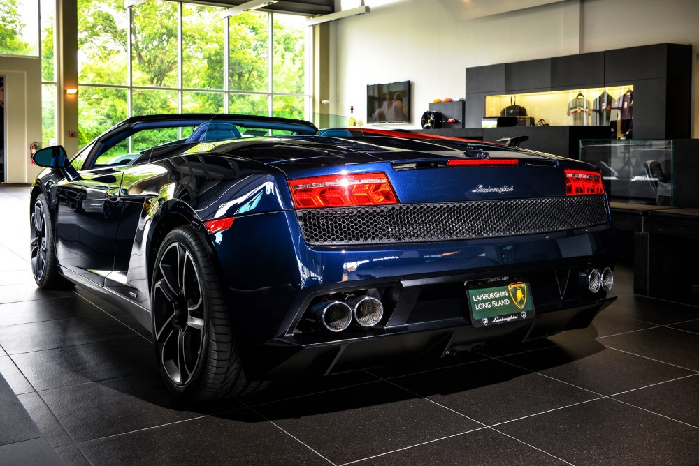 2013 Lamborghini Gallardo Image 2