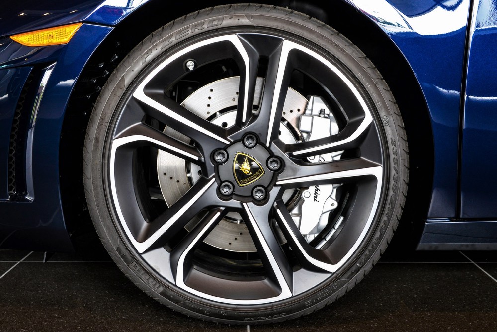 2013 Lamborghini Gallardo Image 3
