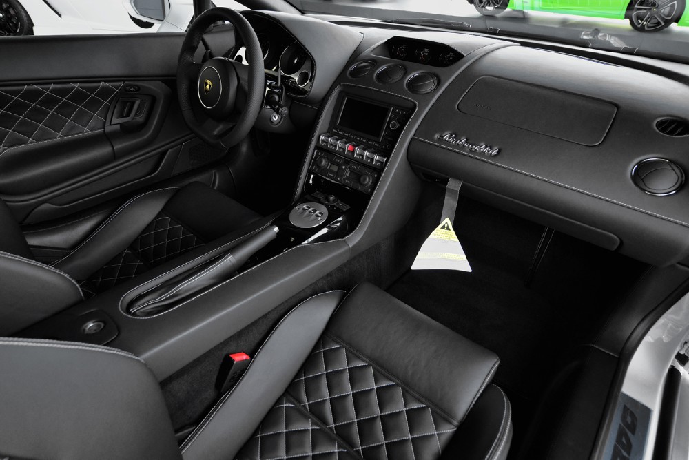 2013 Lamborghini Gallardo Image 10