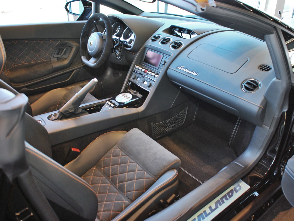 2013 Lamborghini Gallardo Image 17