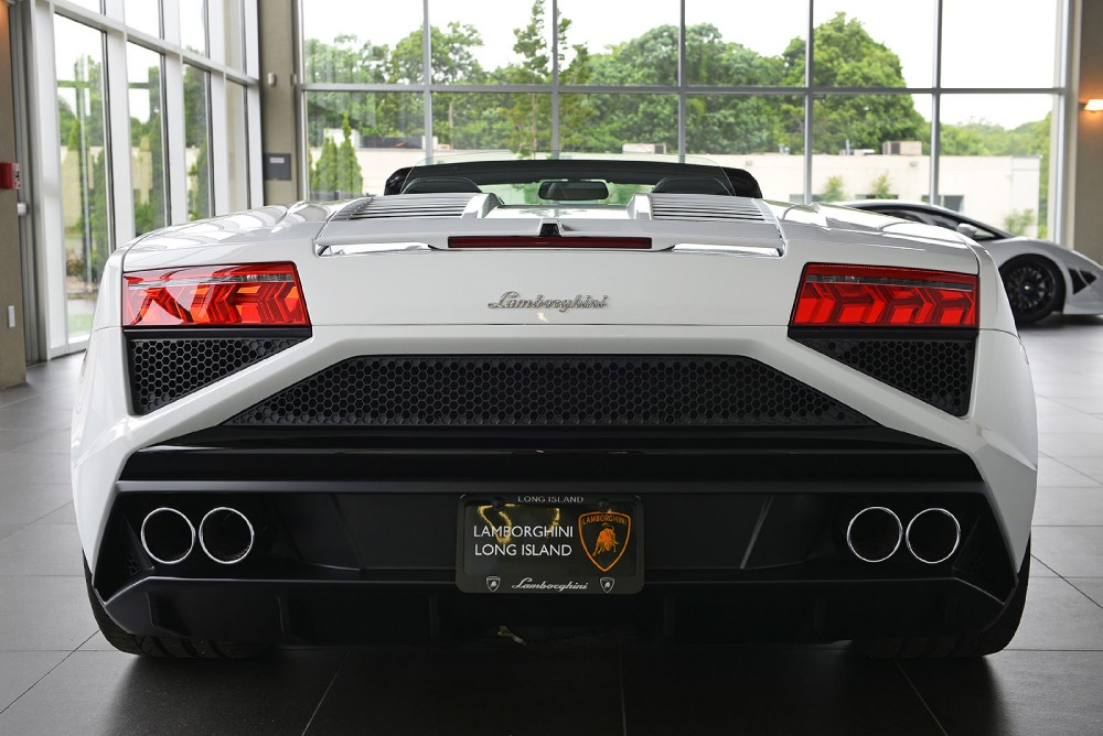 2013 Lamborghini Gallardo Image 10