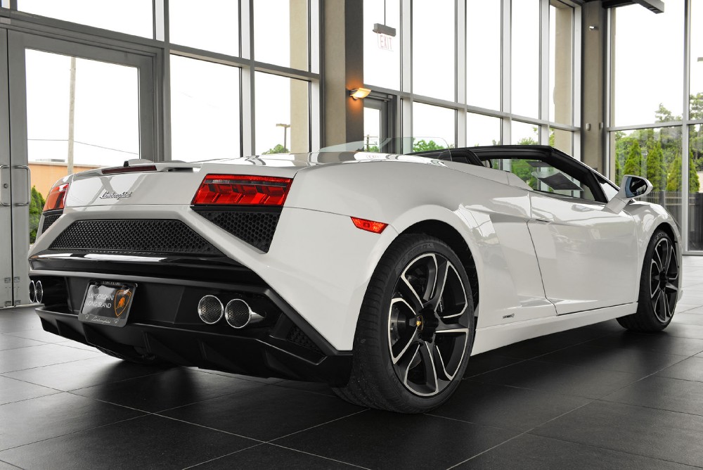 2013 Lamborghini Gallardo Image 2