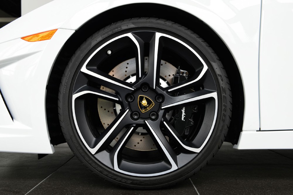 2013 Lamborghini Gallardo Image 4